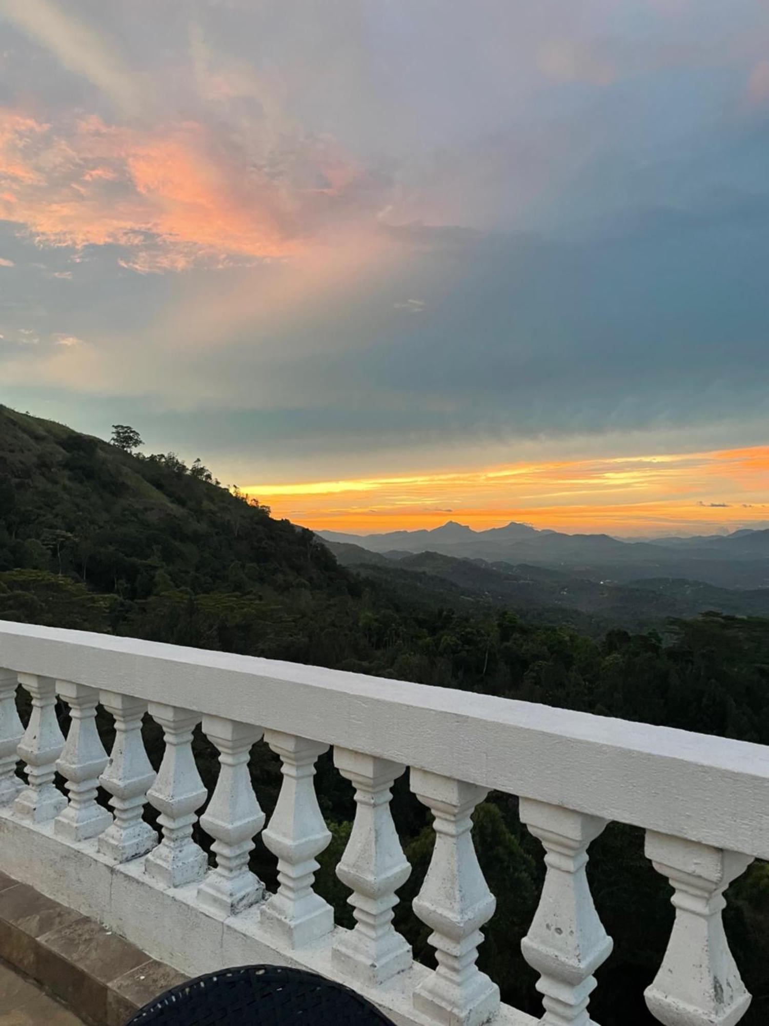 Bellwood Hills Resort & Spa Kandy Eksteriør billede